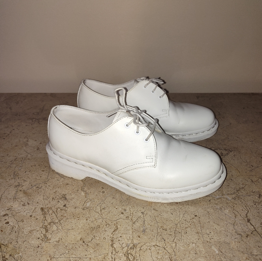 Doc Martens Classic White Men's Shoes